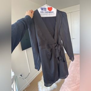 Banana Republic Silk Wrap Dress (BLACK, size 0)